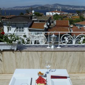 TERAS DENİZ MANZARALI ODA-2